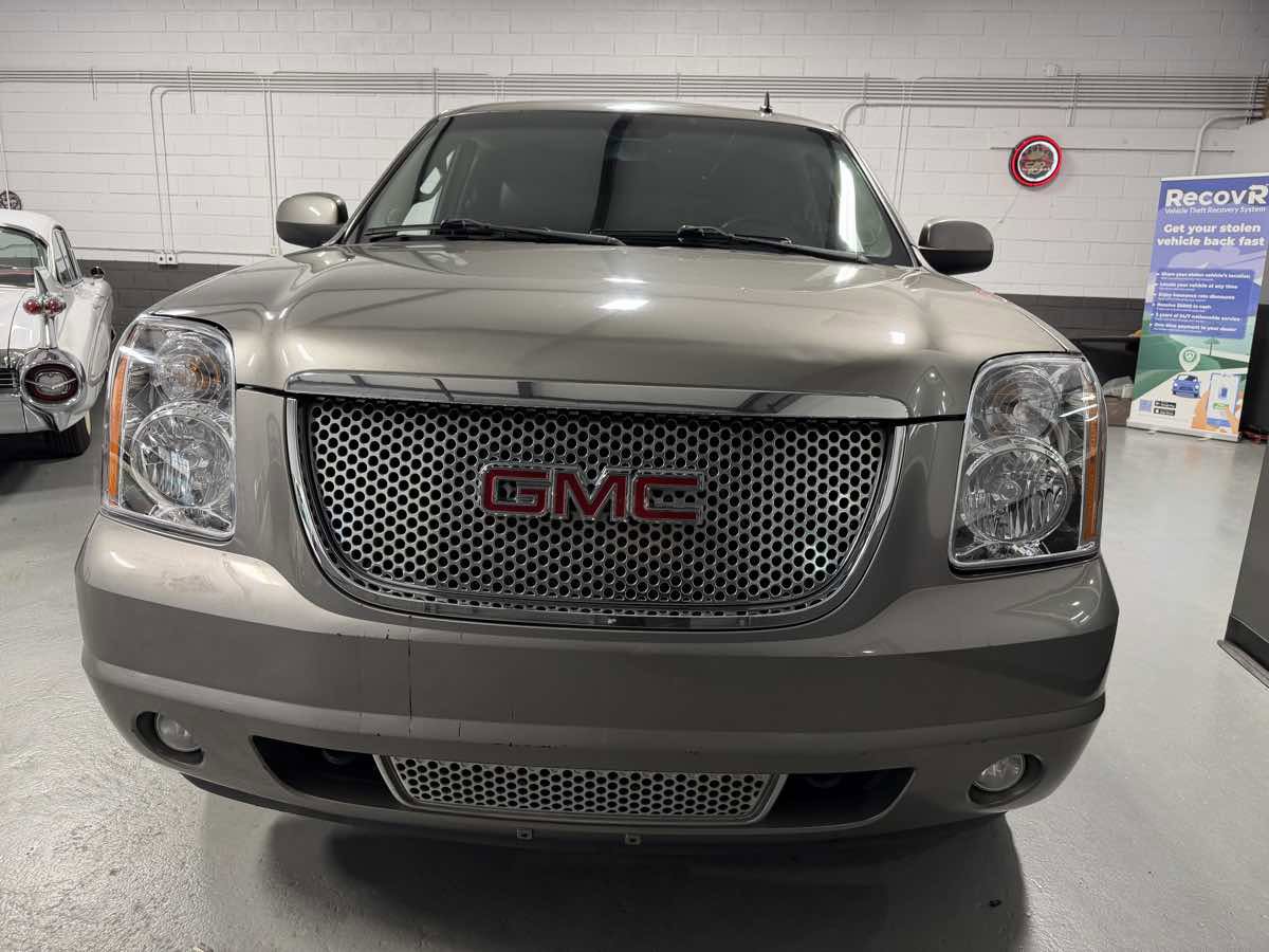 Used 2012 GMC Yukon Denali image 10