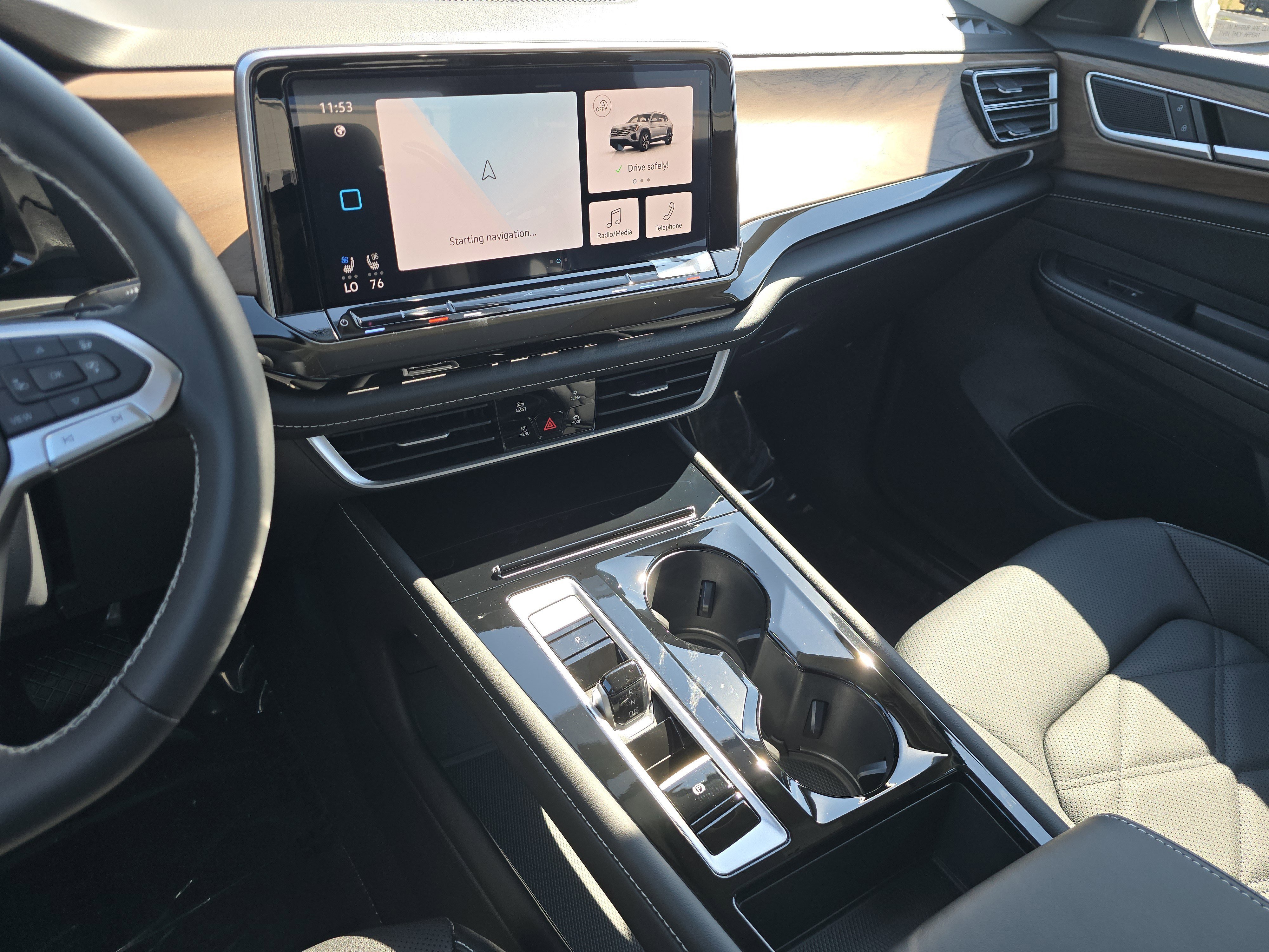 New 2026 Volkswagen Atlas SE image 23