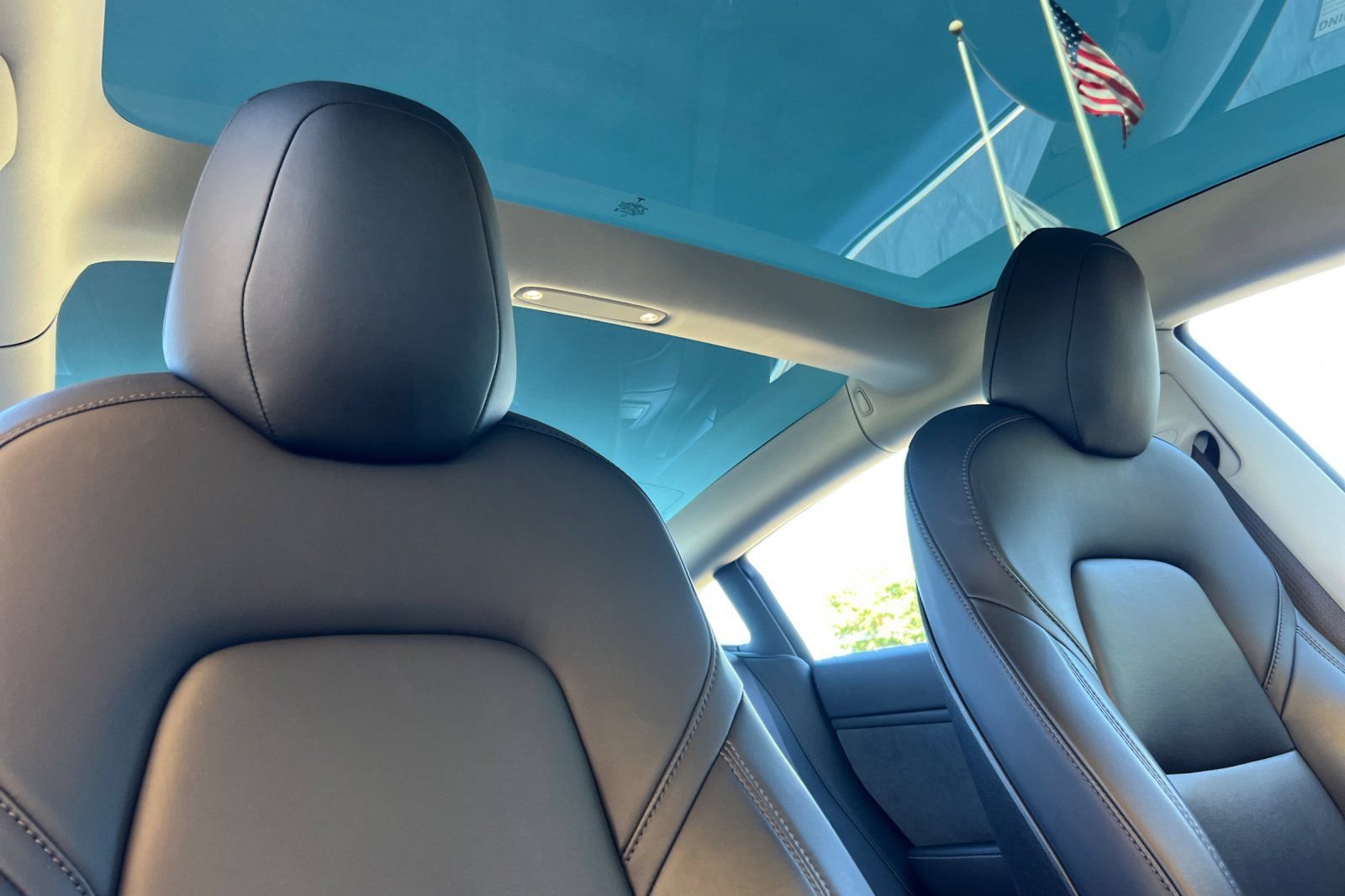 Used 2018 Tesla Model 3 Long Range RWD image 19