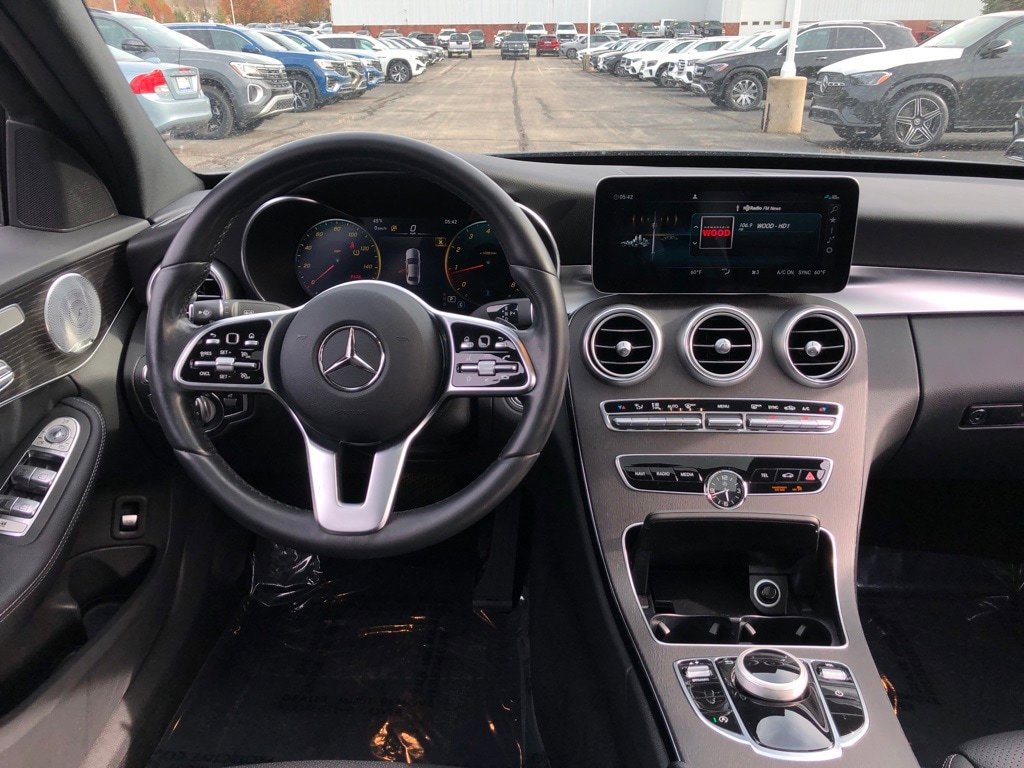 Certified 2021 Mercedes-Benz C 300 4MATIC Sedan w/ Premium Package image 17