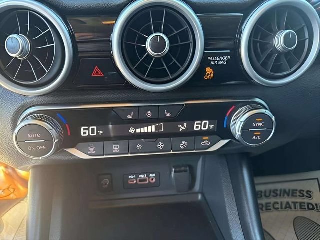 Used 2025 Nissan Sentra SR w/ SR Premium Package FWD image 18