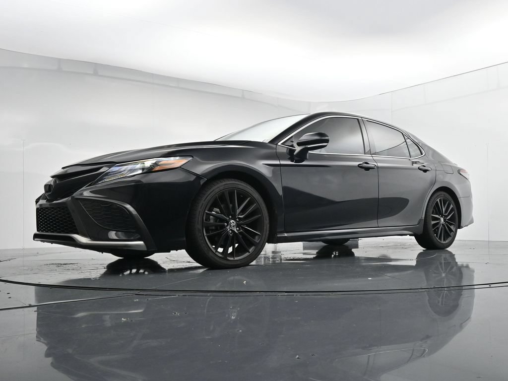 Used 2023 Toyota Camry XSE FWD image 32