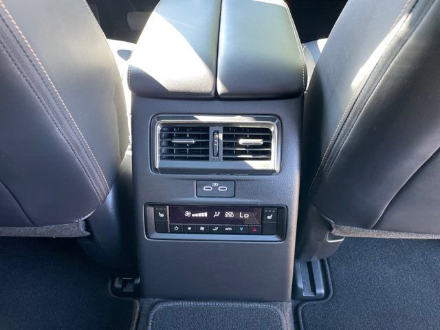 Used 2024 MAZDA CX-90 Plug-In Hybrid w/ Premium Plus image 25