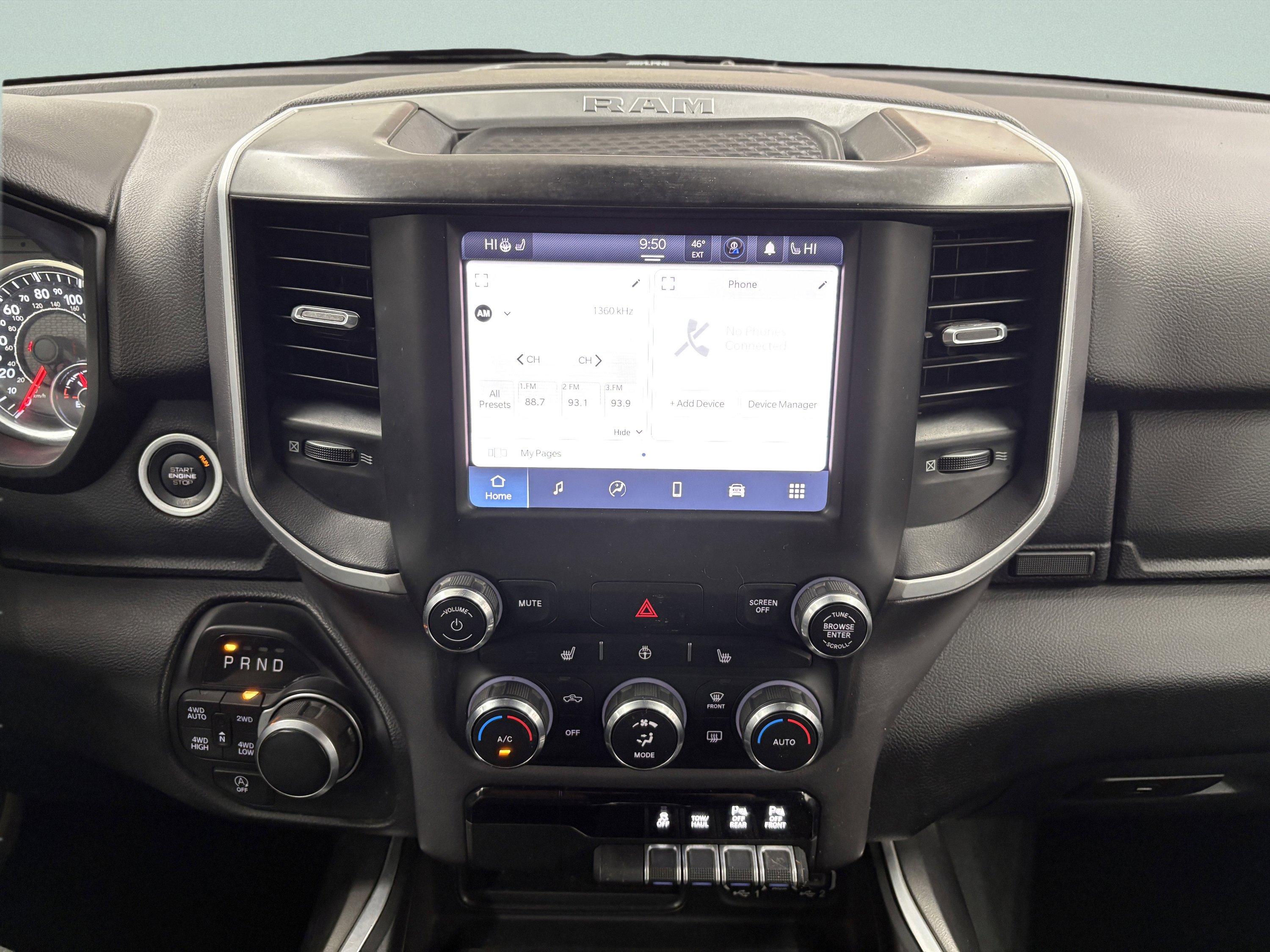 Used 2023 RAM 1500 Big Horn image 13