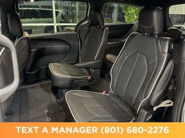 New 2026 Chrysler Pacifica Limited w/ S Appearance Package FWD image 22