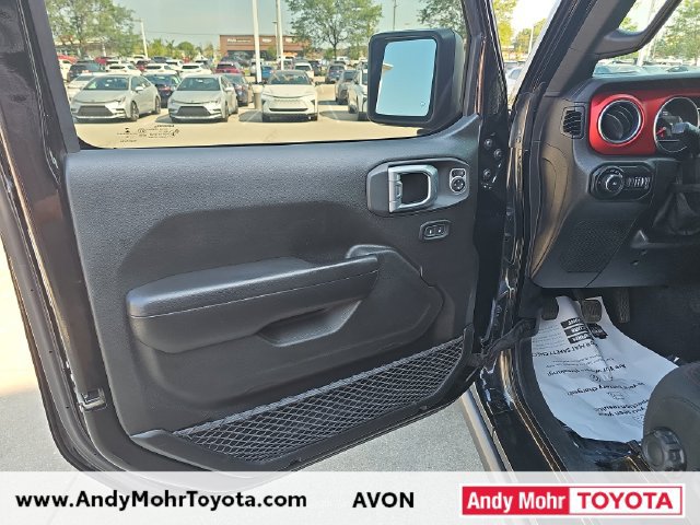 Used 2019 Jeep Wrangler Unlimited Rubicon AWD/4WD image 11