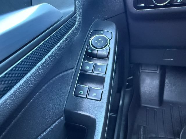 Used 2025 Ford Escape ST-Line Elite w/ Premium Technology Package AWD/4WD image 25