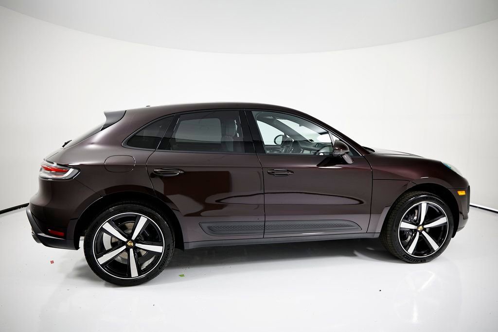 New 2026 Porsche Macan image 6