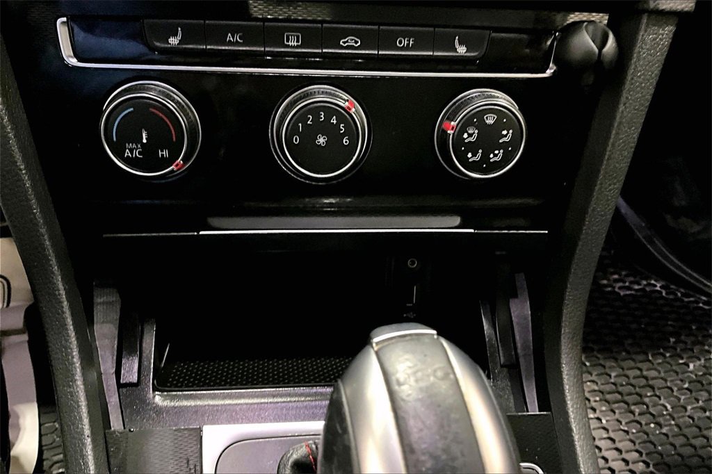 Used 2017 Volkswagen GTI S image 14