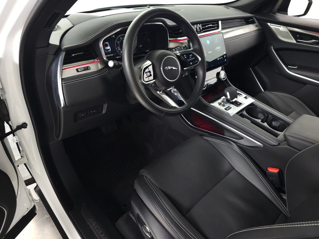 Used 2026 Jaguar F-PACE R-Dynamic S AWD/4WD image 19