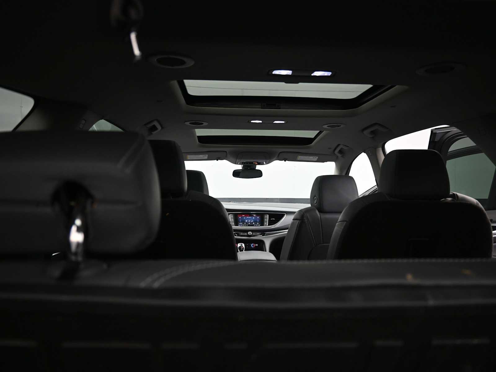 Used 2020 Buick Enclave Premium w/ Sun and Sites Package image 24