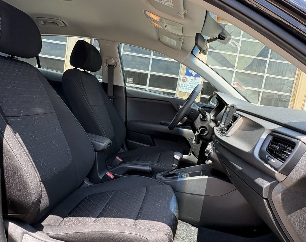 Used 2019 Kia Rio S FWD image 27