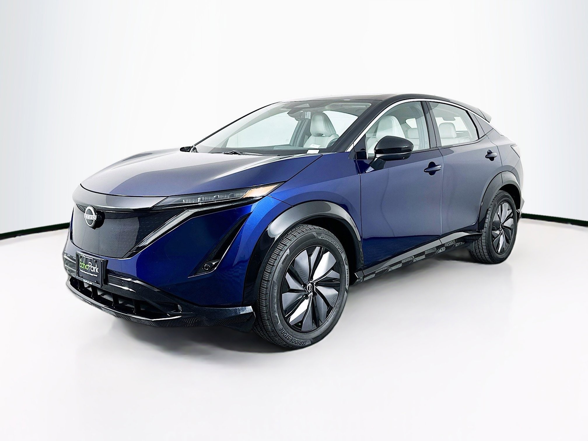 Used 2023 Nissan Ariya FWD image 3