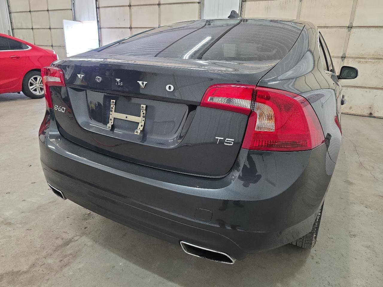 Used 2015 Volvo S60 T5 Premier image 14