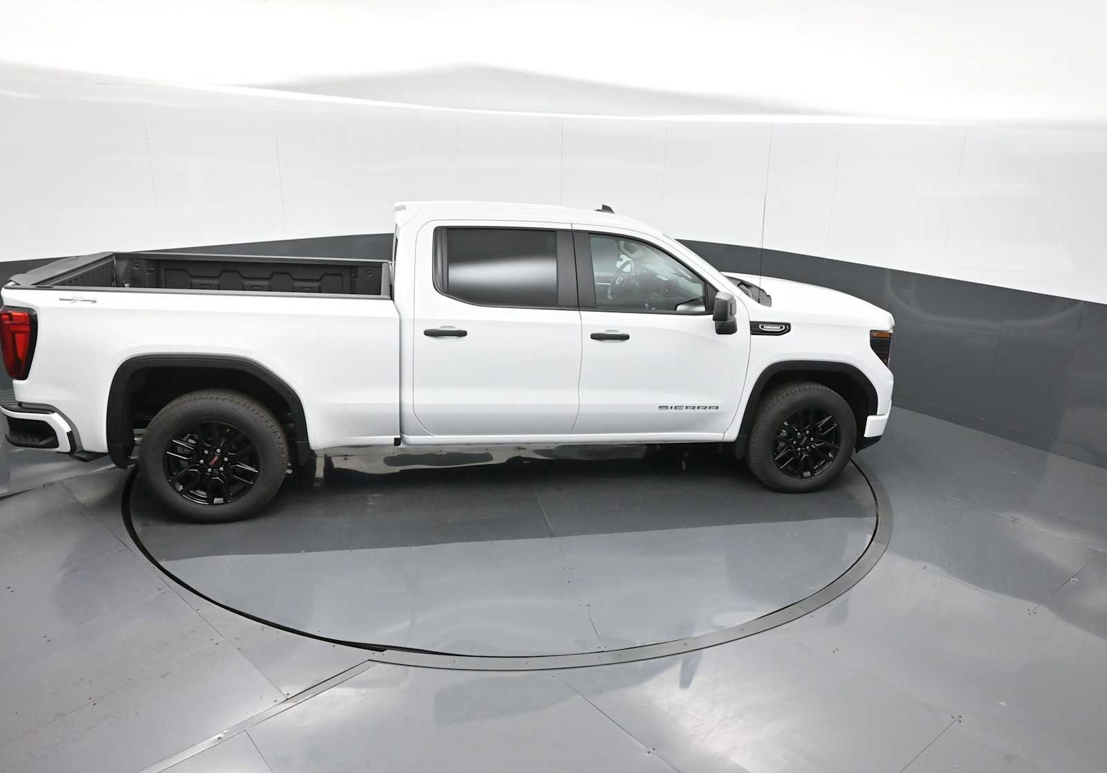 New 2026 GMC Sierra 1500 Pro w/ Graphite Edition image 17