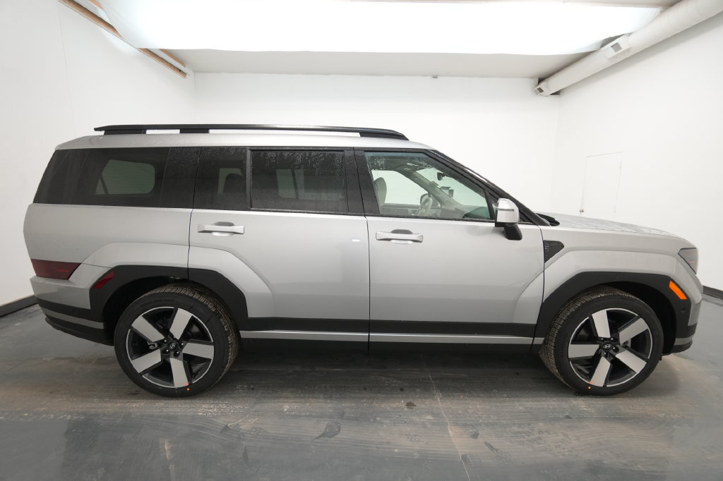 Certified 2026 Hyundai Santa Fe Limited AWD/4WD image 14