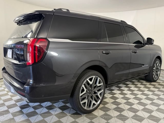 Used 2025 Ford Expedition Platinum w/ Platinum Ultimate Package AWD/4WD image 9