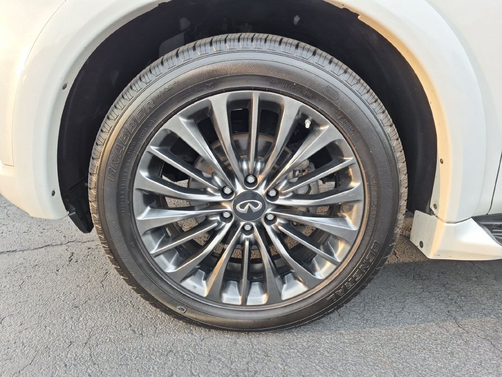 Used 2022 INFINITI QX80 Sensory w/ All-Season Package AWD/4WD image 9