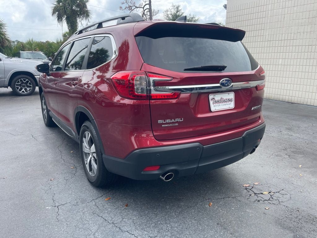 Used 2025 Subaru Ascent Premium AWD/4WD image 3