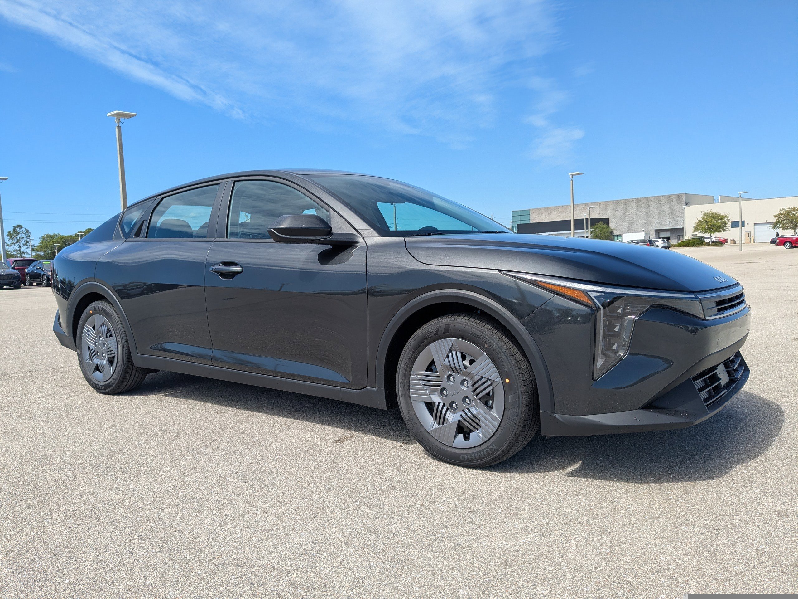New 2026 Kia K4 FWD image 2