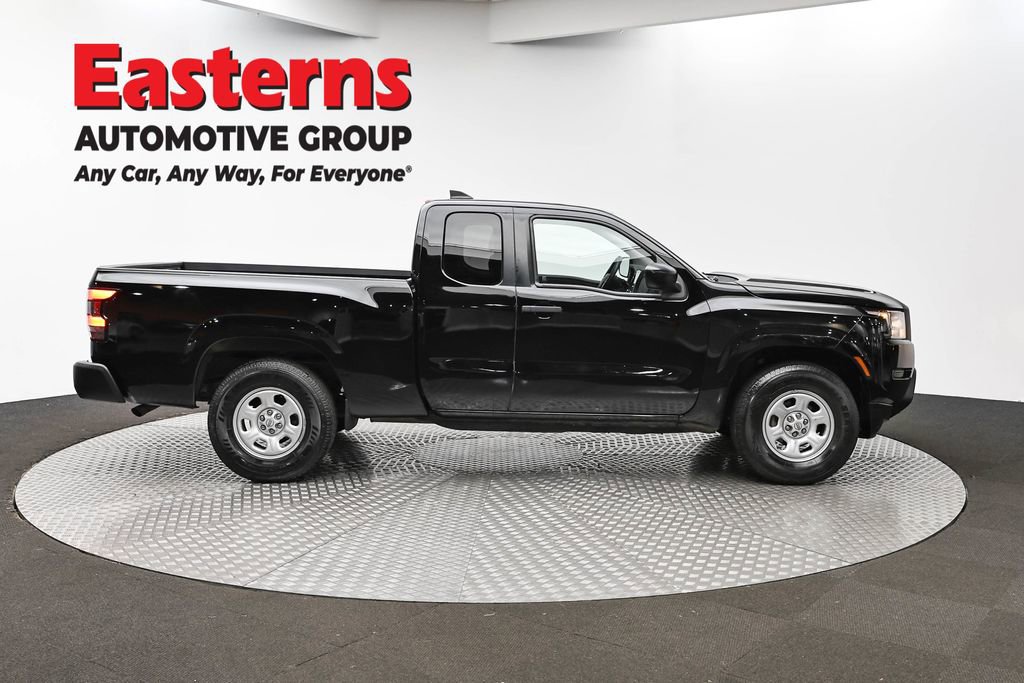 Used 2022 Nissan Frontier S RWD image 4