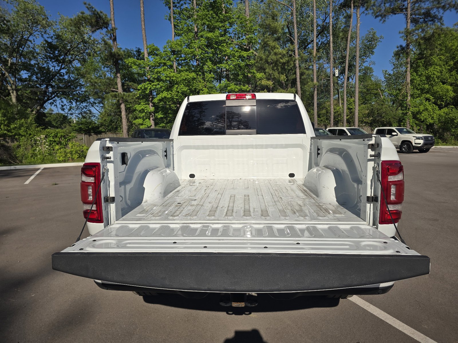 Used 2024 RAM 2500 Laramie w/ Safety Group AWD/4WD image 10