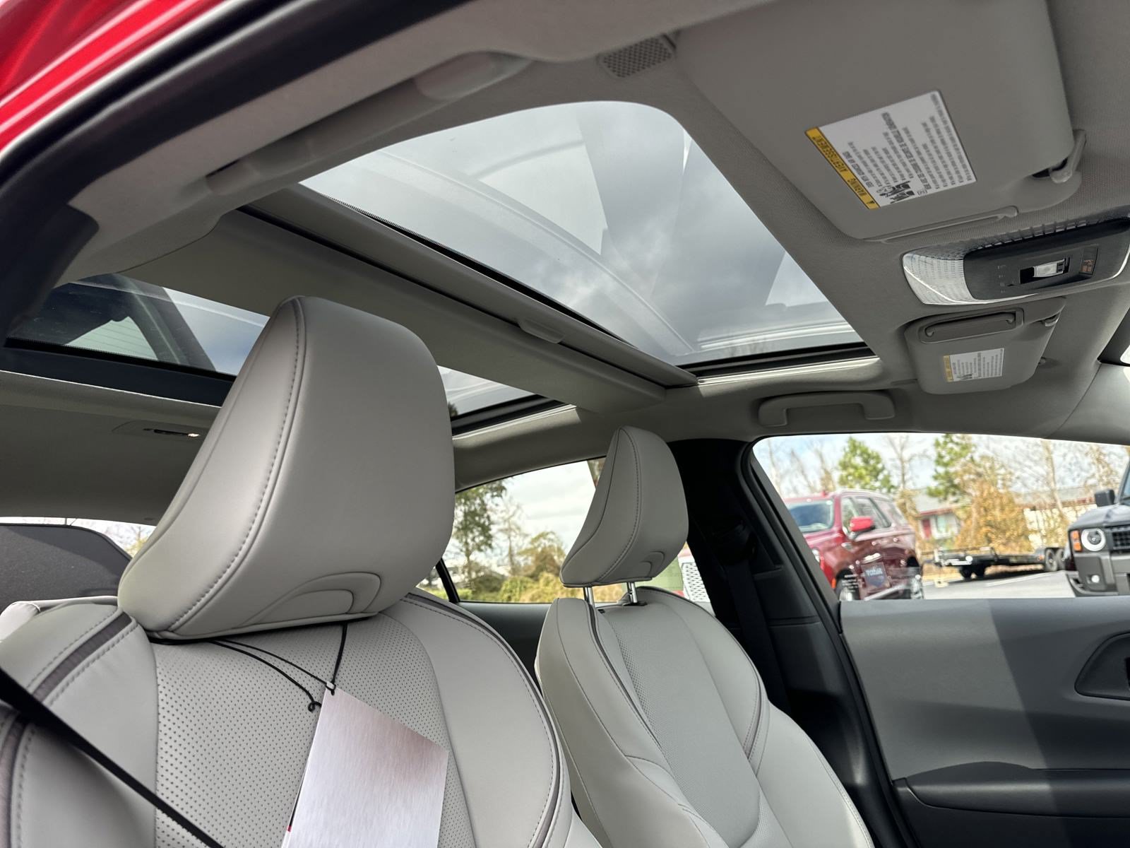 New 2024 Toyota Prius Limited FWD image 37