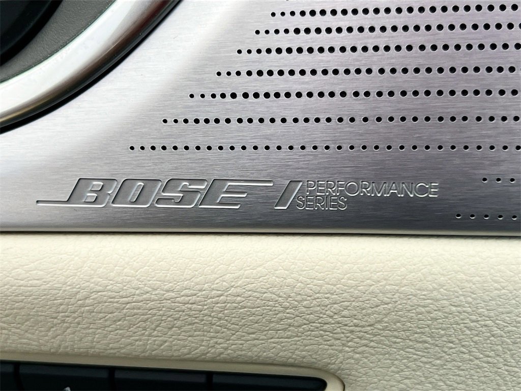 Used 2025 Cadillac XT5 Premium Luxury w/ LPO, ONYX Package image 19