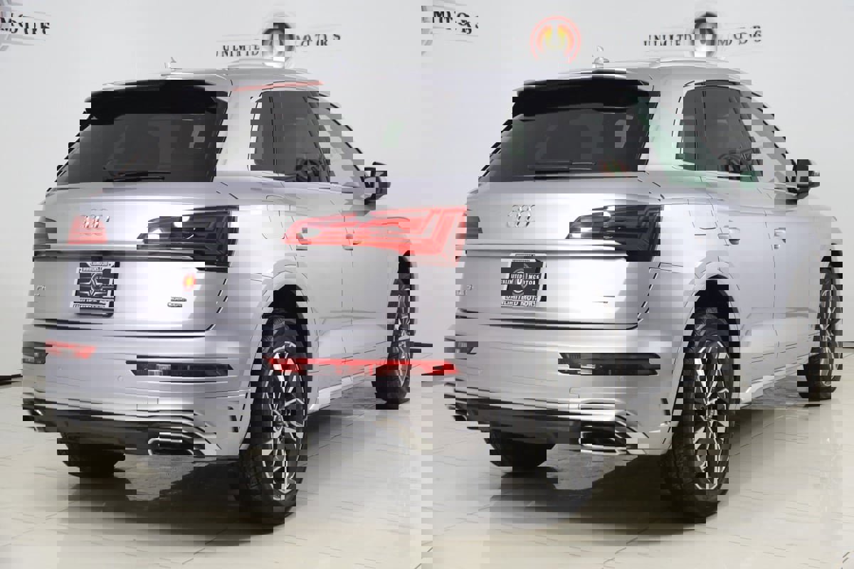 Used 2022 Audi Q5 2.0T Premium Plus image 3