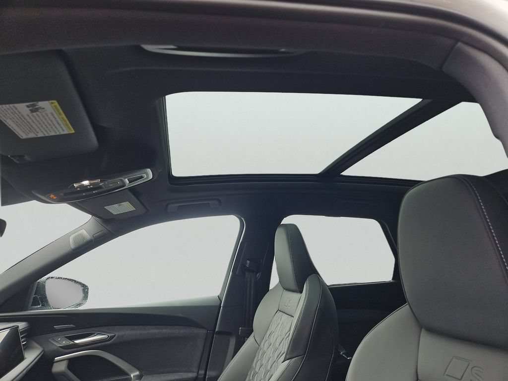 New 2026 Audi SQ5 Premium Plus AWD/4WD image 8