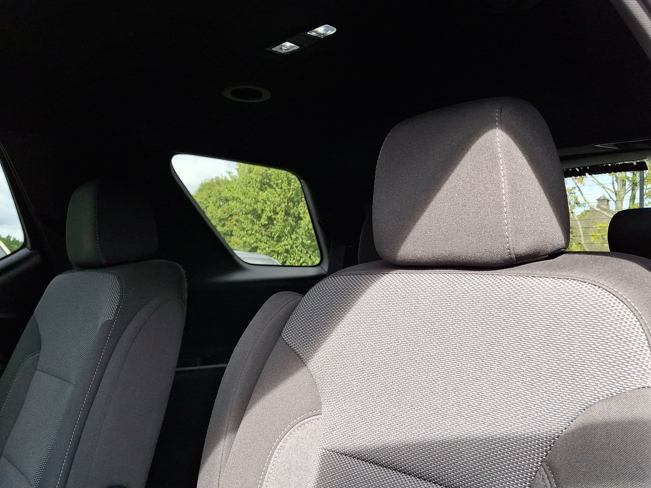 Certified 2023 Chevrolet Traverse LT FWD image 13