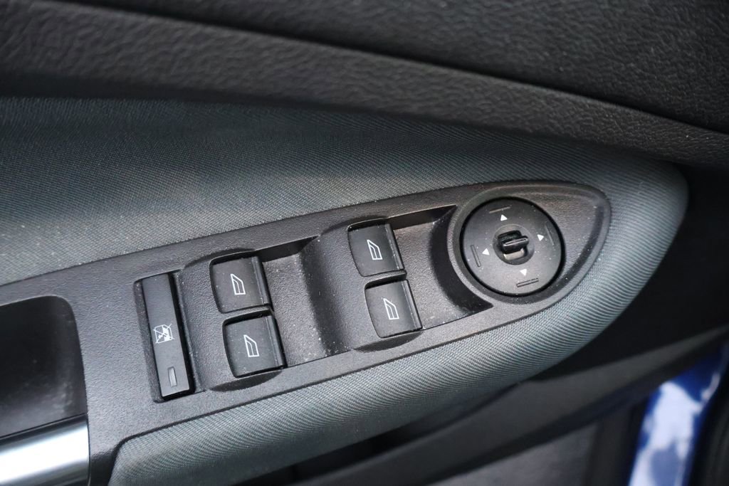 Used 2013 Ford Escape SE image 15