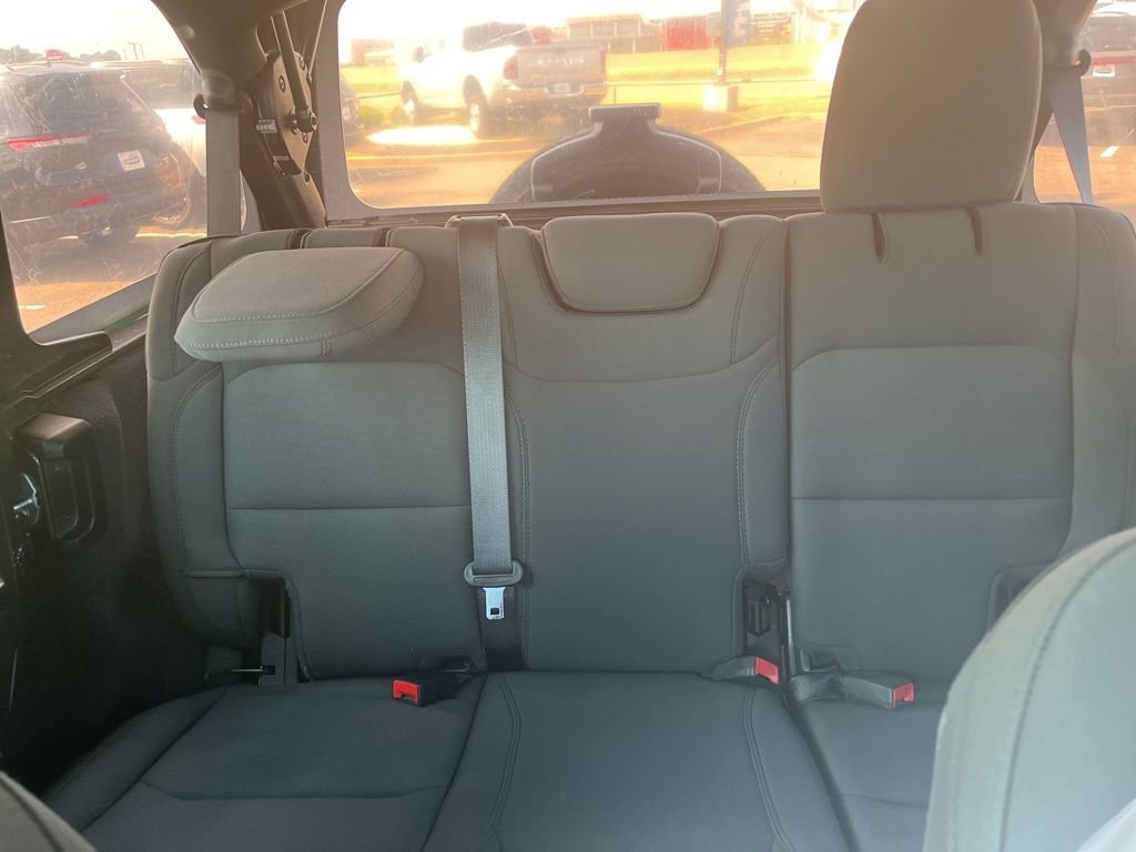 Used 2021 Jeep Wrangler Unlimited Sport AWD/4WD image 14