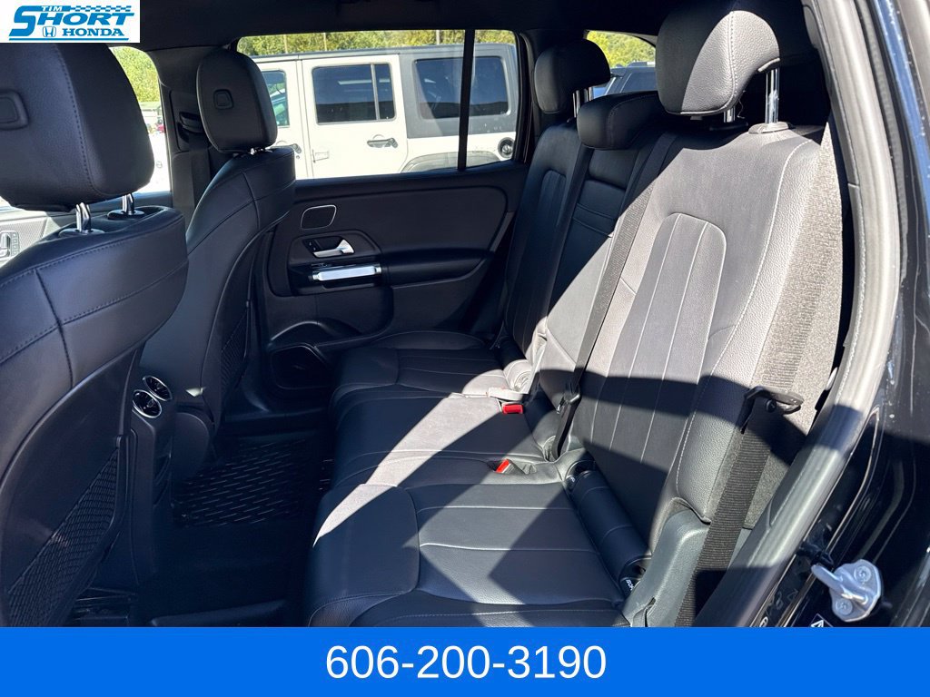 Used 2021 Mercedes-Benz GLB 250 4MATIC image 11