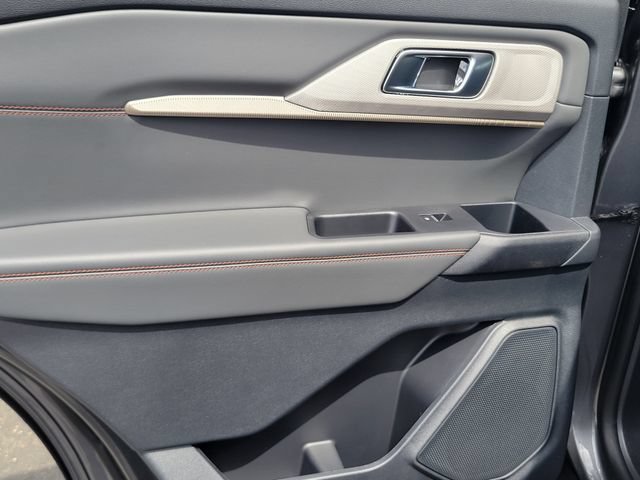 New 2026 Ford Explorer Active w/ Active Comfort Package RWD image 12