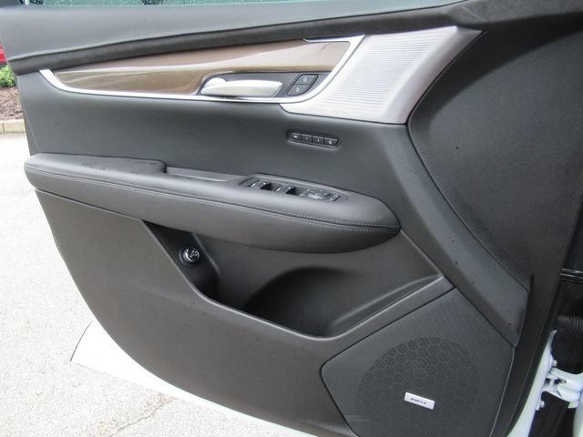Certified 2024 Cadillac XT5 Sportv w/ Platinum Package AWD/4WD image 21