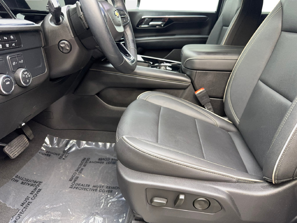 Used 2025 Chevrolet Tahoe Premier RWD image 28
