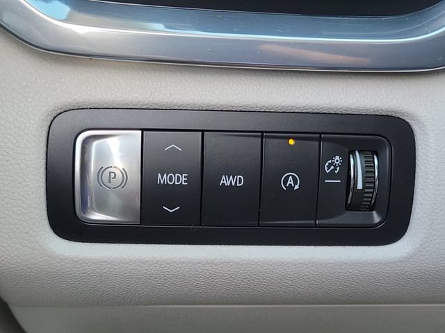 Used 2025 GMC Acadia Denali w/ Super Cruise Package AWD/4WD image 18