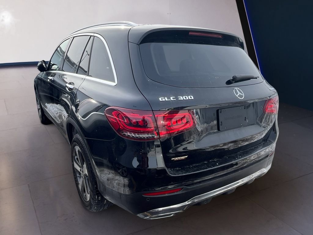 Certified 2022 Mercedes-Benz GLC 300 4MATIC w/ Driver Assistance Package image 2