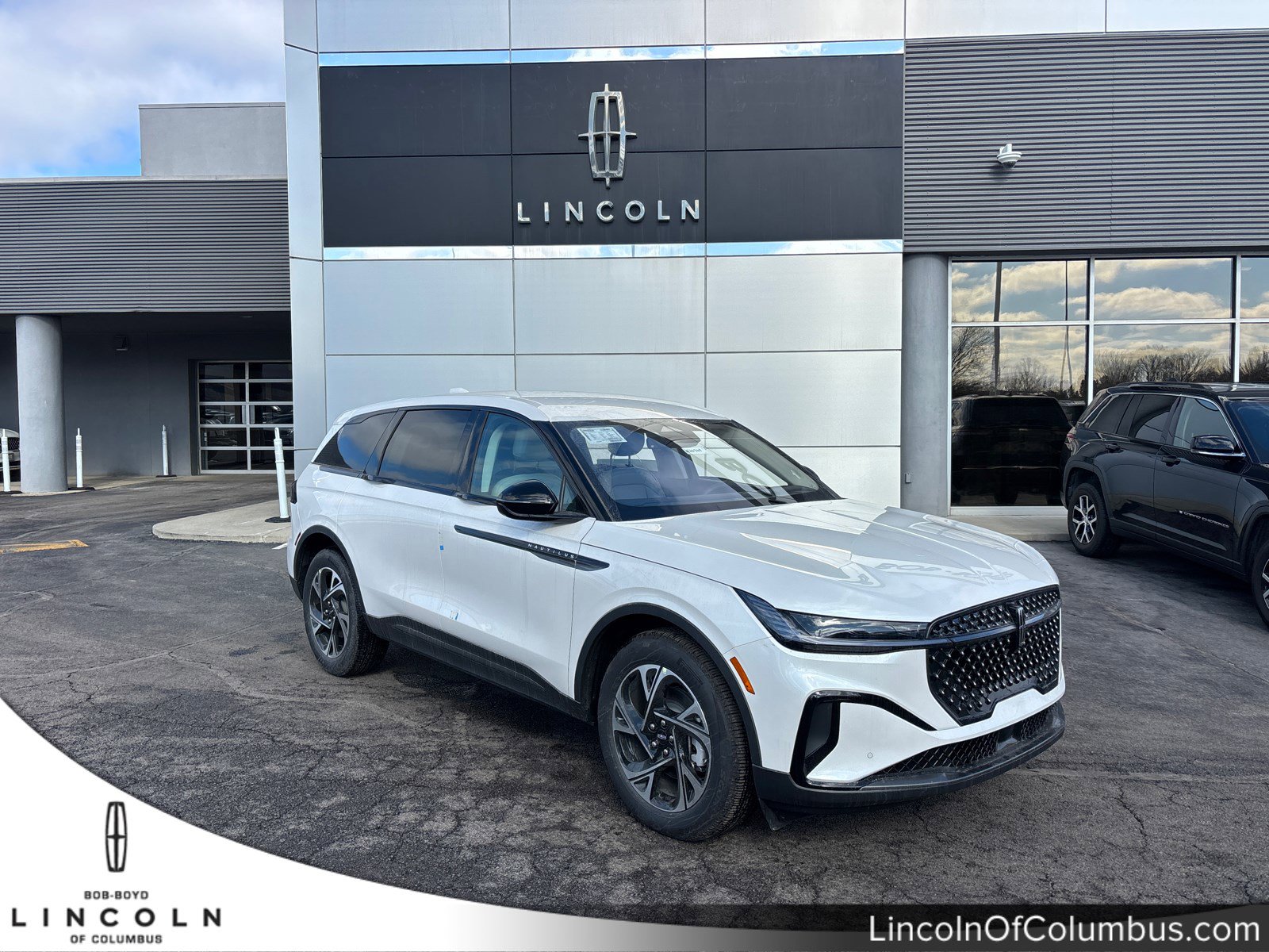 New 2026 Lincoln Nautilus Premier w/ Jet Appearance Package image 1