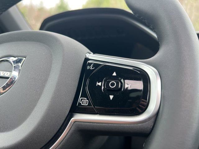 Certified 2024 Volvo XC90 T8 Ultimate w/ Protection Package Premier AWD/4WD image 33