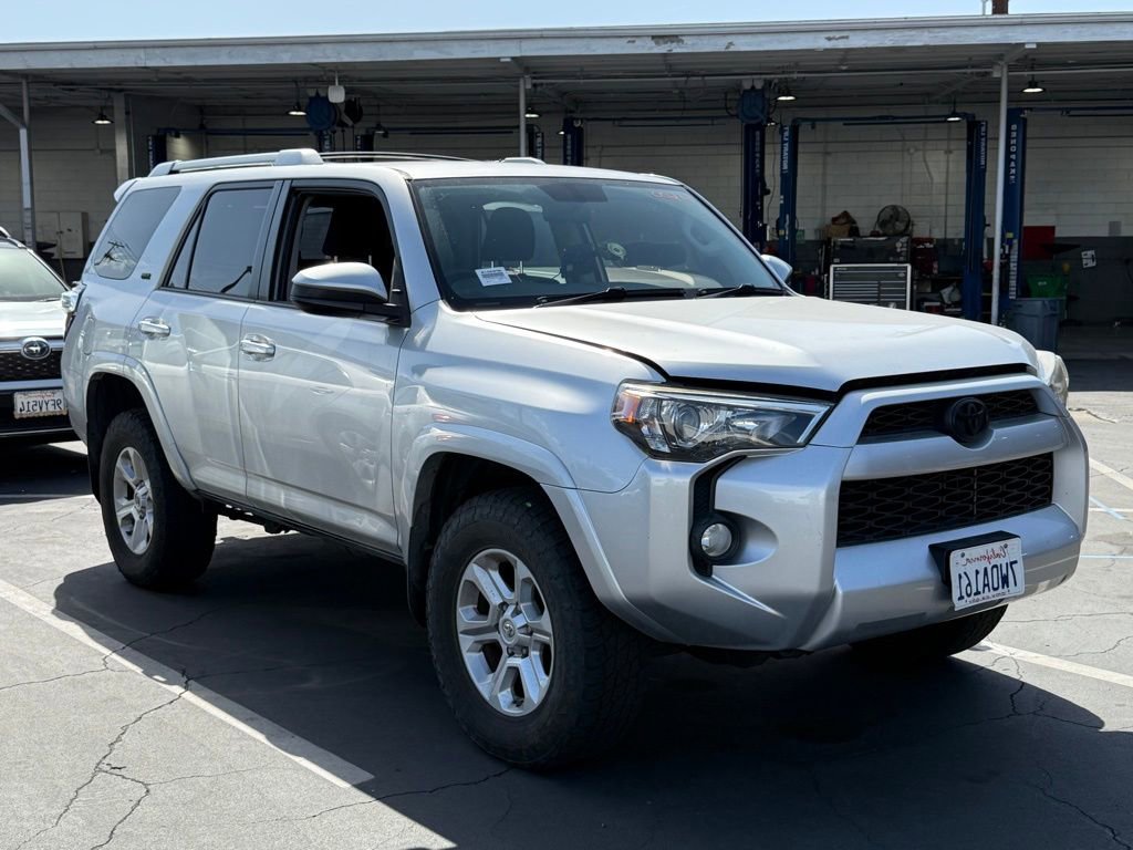 Used 2016 Toyota 4Runner SR5 image 1