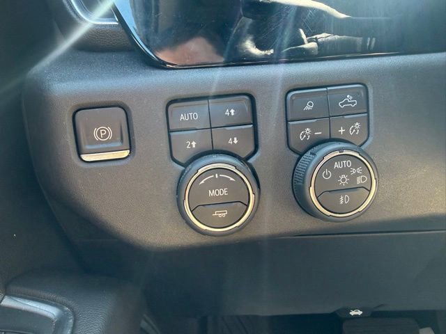 Certified 2023 Chevrolet Silverado 1500 LTZ AWD/4WD image 17