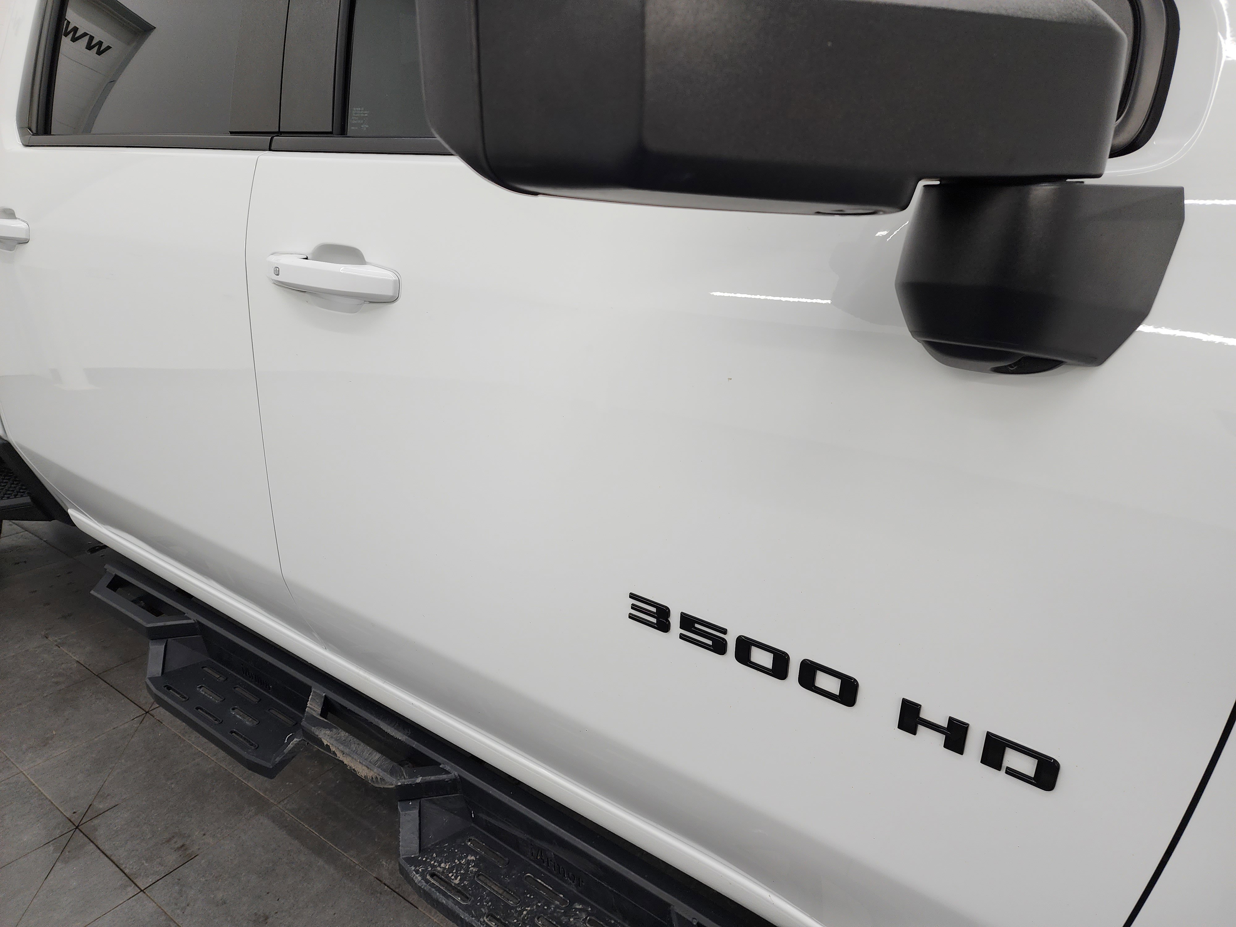 Used 2024 Chevrolet Silverado 3500 LT w/ Convenience Package image 25