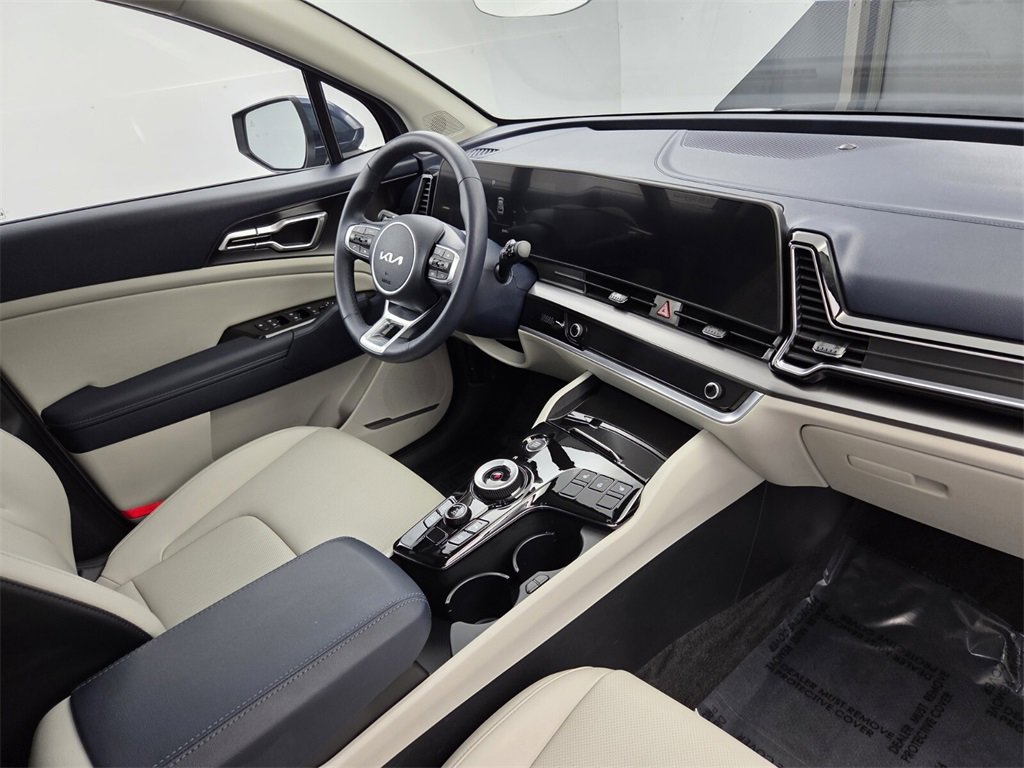 Used 2023 Kia Sportage EX w/ EX Premium Package image 16