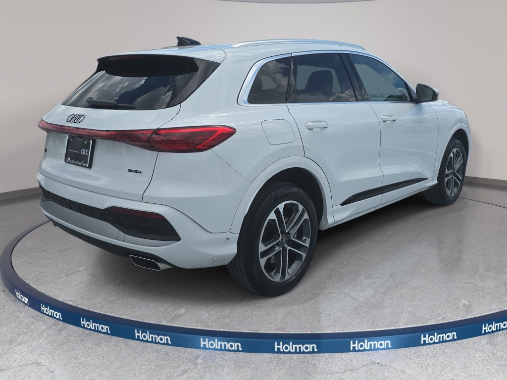 Certified 2025 Audi Q5 Premium w/ Convenience Package AWD/4WD image 5