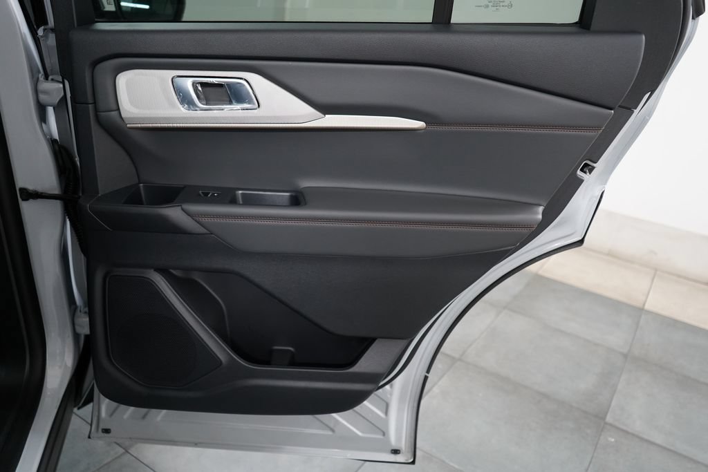 New 2026 Ford Explorer Active w/ Active Comfort Package AWD/4WD image 31