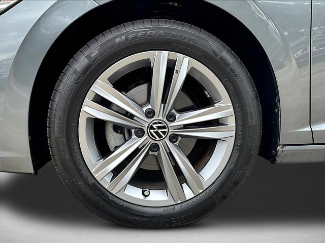 Used 2024 Volkswagen Jetta SE FWD image 10