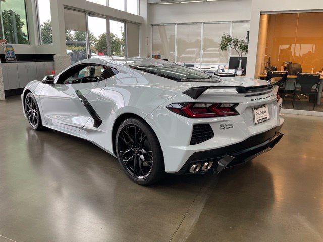 Used 2023 Chevrolet Corvette Stingray Preferred Cpe w/ Z51 Performance Package RWD image 24