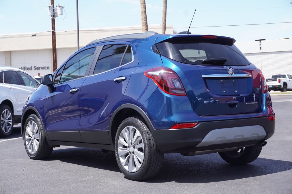 Used 2020 Buick Encore Preferred FWD image 3